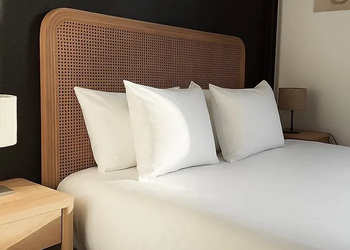 アパート Modern 2-bedroom For 4 Guests, In A Prime Location Close To The Train Station And The Historic Center Of